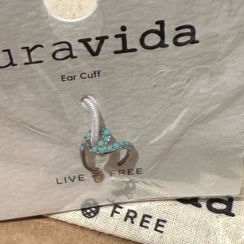 PURA VIDA Stone Silver Wave Ear Cuff NEW! Rare!! - Picture 4 of 4